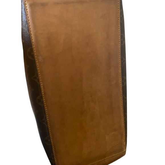 Louis Vuitton Cabas Mezzo Monogram Canvas Brown Canvas Tote Bag - Picture 4 of 13